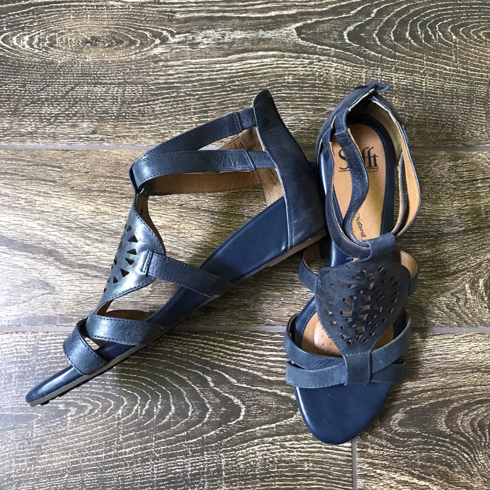 Sofft Leather Navy Sandals